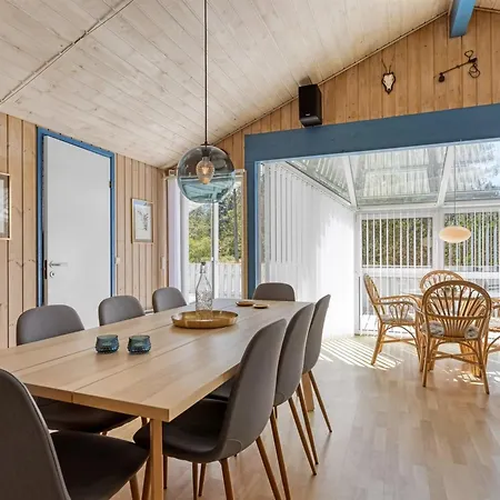 Imka - 900m From The Sea By Interhome *